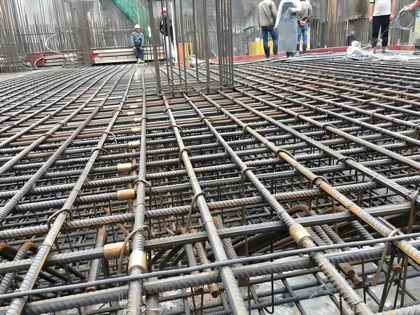 鋼筋套筒施工現場.jpg
